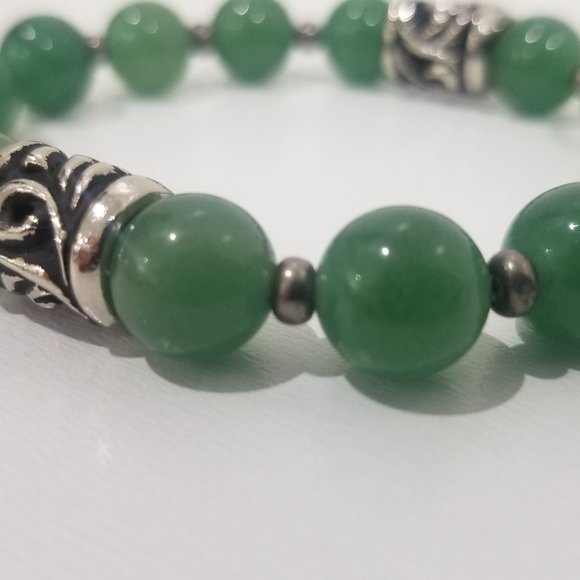 Feel Good™ - 8” Elastic Green Jade Fortunato Bracelet - Picture 3 of 7